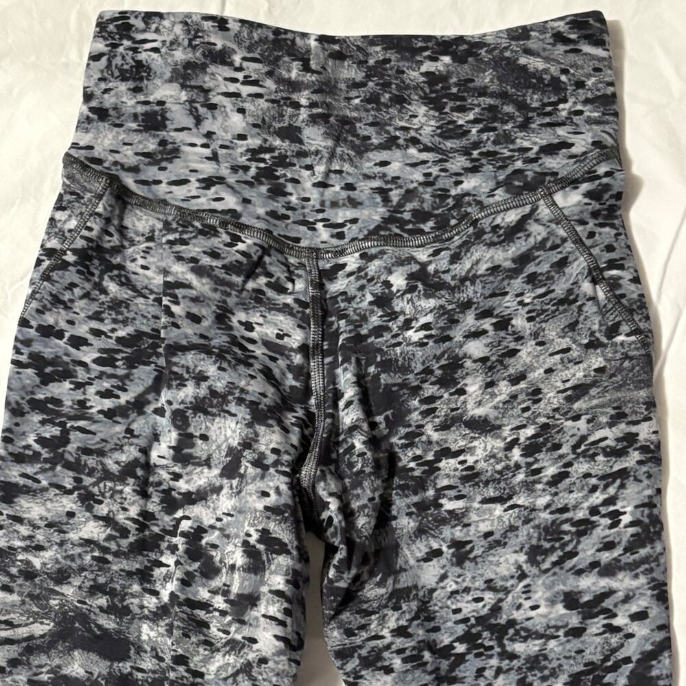EXCELLENT Lululemon Base Pace High-Rise Tight 25" Estuary Grey Running Leggings - Picture 5 of 10